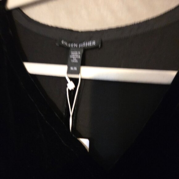 Eileen Fisher Black Velvet V-Neck Witchy Whimpsigoth Witchcore NWT Top Sz‎ M - Picture 6 of 7